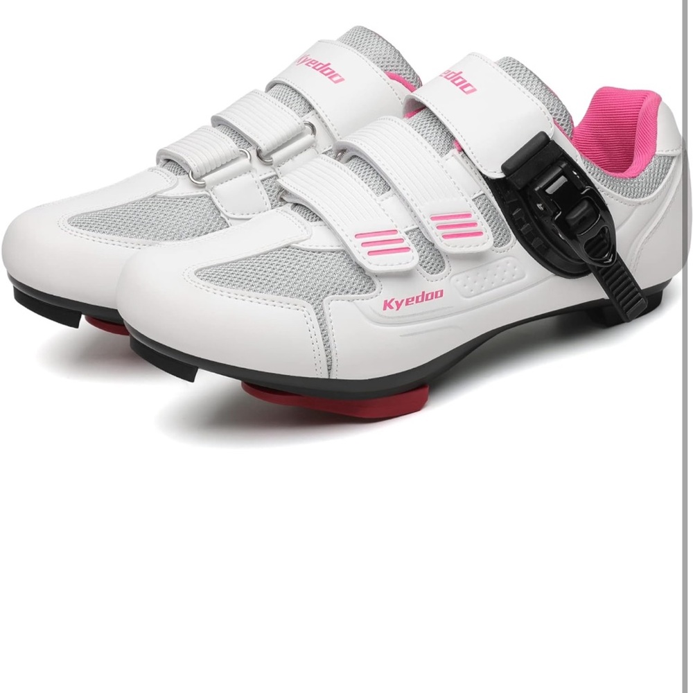 Women’s spin shoes- size 6. Brand new. Compatible with Peloton or any spin bike